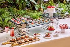 파르나스 호텔 제주, 스트로베리 가든 딸기 뷔페 매주 만석 기록 행진