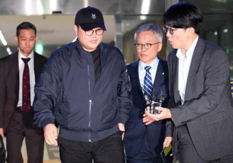 경찰, 음주 뺑소니 혐의 '김호중' 구속영장 검찰에 신청