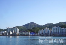 [오! 여행] 그리운 통영… 서호시장 입구에서 만난 시인 백석 