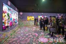 삼성전자, CES 2025서 아트 TV 리더십 공개