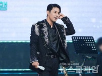 장민호, '무명'서 '전설'까지 여정 이끈다
