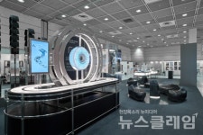 조현범 式 '디자인 경영'…한국앤컴퍼니, ESG·업사이클링 오브제