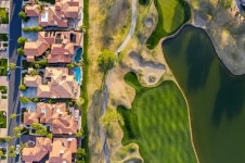 관광단지 개발 필수 요소 된 골프