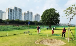 독점과 텃세로 사유화되는 파크골프장