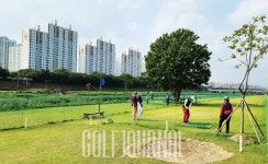 독점과 텃세로 사유화되는 파크골프장