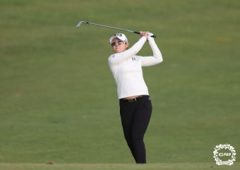 KLPGA 넥센·세인트나인 마스터즈 1R 정연주, 강풍 속 깔끔한 플레이로 5언더파 단독 선두