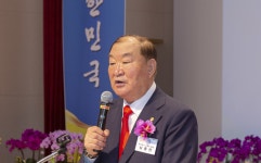 남종현 그래미 회장, 대구-경북-강원 교육청에 코로나 예방차 다미나 909 기증