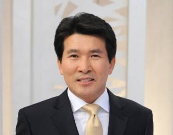 황상무 앵커 