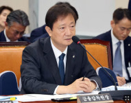이찬진 