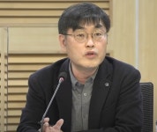 김용민 