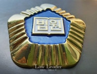 지창구 판사, 골프연습장 타석 사이에 안전그물 설치 강조한 판결 주목