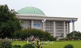 국회 '내란 특검, 김건희 특검, 해병대원 특검법, 검사징계법' 통과