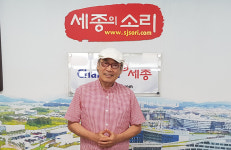 노래봉사로 제2의 인생 즐기는 시니어입니다