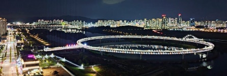 밤에 본 금강보행교, Wonderful !… Fantastic~!
