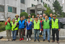 세종시자원봉사센터 어깨동무봉사단, 장애가구에 희망선물하다