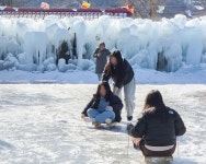 얼음마을 소랭이에서 겨울 추억을 만들어 보세요