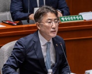 수사권 떼도 검사 2000명 유지? 법무장관 대행 