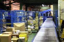 서류 등 서신류, 택배 취급 금지 품목…분실 시 피해 주의