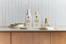 유한킴벌리 그린핑거 퓨어 젖병&주방 겸용 세제 출시