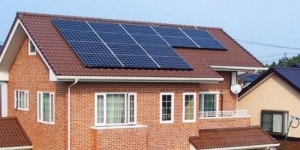 한화큐셀, 日 주택용 태양광 솔루션 큐슈프림 출시…솔라엣지 맞손