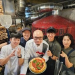 '신촌 맛집' 스파카나폴리, 글로벌 피자전문점 66위…韓 유일