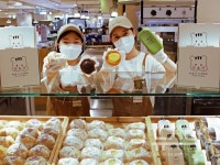 [마켓포토] 롯데백화점, 본점 지하 1층 나리꼬모 도넛 카페 오픈