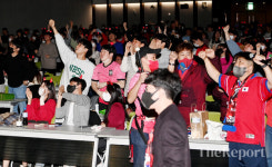 [포토] 뜨거운 경기도 실내 응원전
