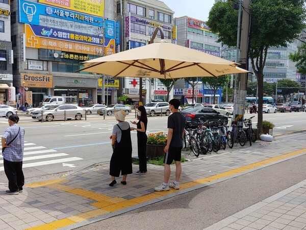 김민석 국무총리, 폭염 대비 취약계층 보호대책 전면 재점검 지시