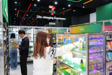 세븐일레븐, 차세대 가맹모델  1호 뉴웨이브 대전둔산점