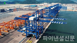 현대힘스-HD현대삼호, 부산신항 DGT 항만크레인 5기 공급계약 체결