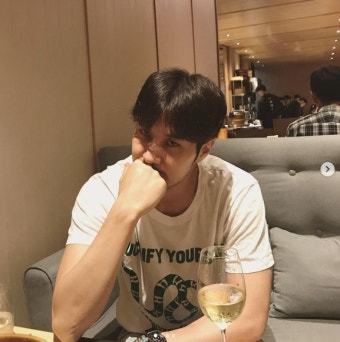 김지석 전속계약, 같은 소속사 연예인 누구?