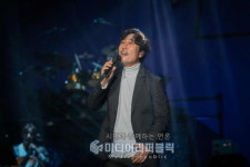 이문세, 2021년 첫 공연 씨어터 이문세-창원 성공적 개최!