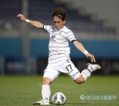 전북 현대 모터스, 감바 오사카 상대로 2-0→2-2 무승부