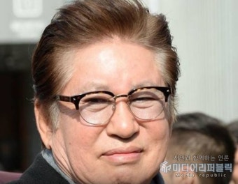 '임신스캔들' 김용건 '찌라시' 피해 여성, 법적 대응 [종합]