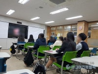 전국 중·고교  본격 개학 돌입, 비수도권 일부 전면 등교