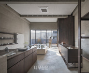 질서의 변주, 주택 & 도예 갤러리
