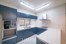 몸을 움직이는 노후를 위한 밝고 편안한 전원주택 뜰