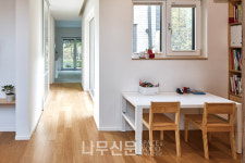 빛과 바람이 집안으로 쏟아지는 용인 디귿집