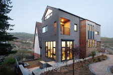 집 짓고 10년 젊어지는 법, 건축가 김주원의 첫집 노로재