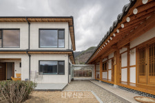 한옥 별채와 내통한 집, 산청에 살어리랏다