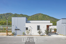 하나의 심장, 두 개의 집 ; 양산 내송리 주택 프로젝트