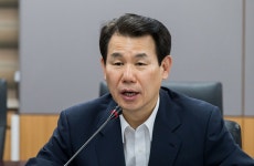 금융감독원장에 정은보 한미 방위비분담 협상대사 내정