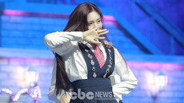 [포토씨] 아이브(IVE), 큐피드화살로 정조준하며 대세굳히기 (LOVE DIVE 쇼케이스)