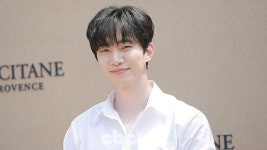 [포토씨] 이준호, 봄날 미소 (록시땅)