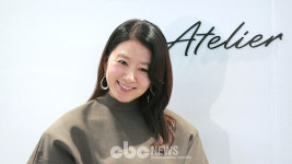 주식회사 아서앤그레이스 | [포토씨] 김희애, 우아~ (아서 앤 그레이스)