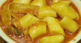 생방송투데이 추억의 떡볶이, 매실청 사용해 단맛 내