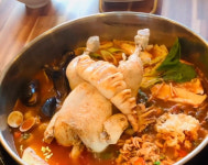 생방송 투데이 닭칼국수 맛집 오늘 소개…속 풀리는 개운한 맛!