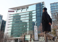 정부, 태영 워크아웃 發 건설사 줄도산 제어 나서 ...금융권에 과도한 자금 회수 자제 요구