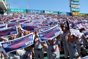[속보] 한국계 교토국제고, 日고시엔 첫 우승...연장 끝 '기적의 드라마' 썼다
