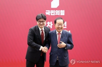 한덕수와의 단일화 '긍정'한 홍준표, '62% 반탄' 두고 김문수와 선명성 경쟁?